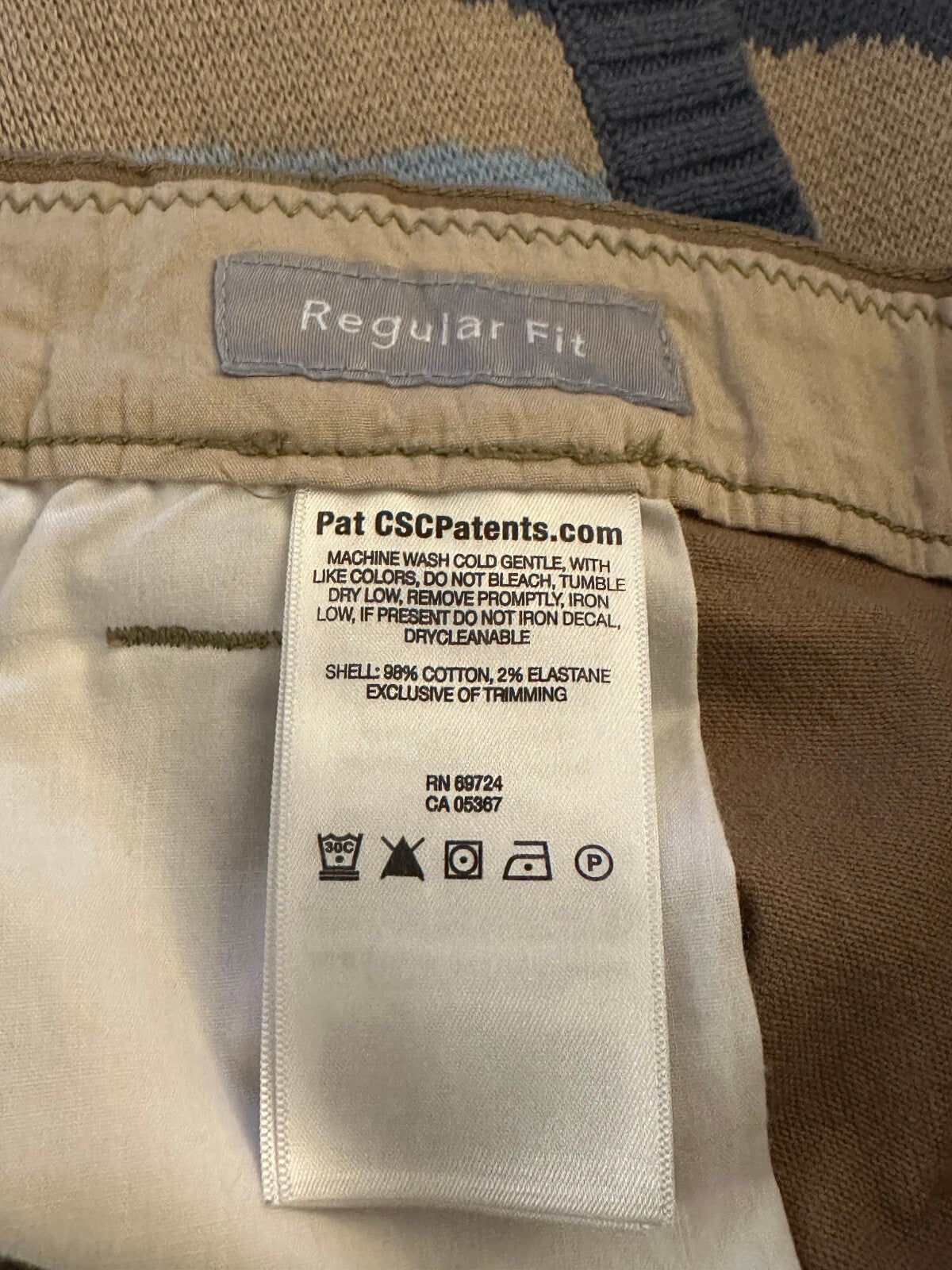Columbia khaki Regular Fit utility cargo hiking shorts Size 48 gorpcore outdoor