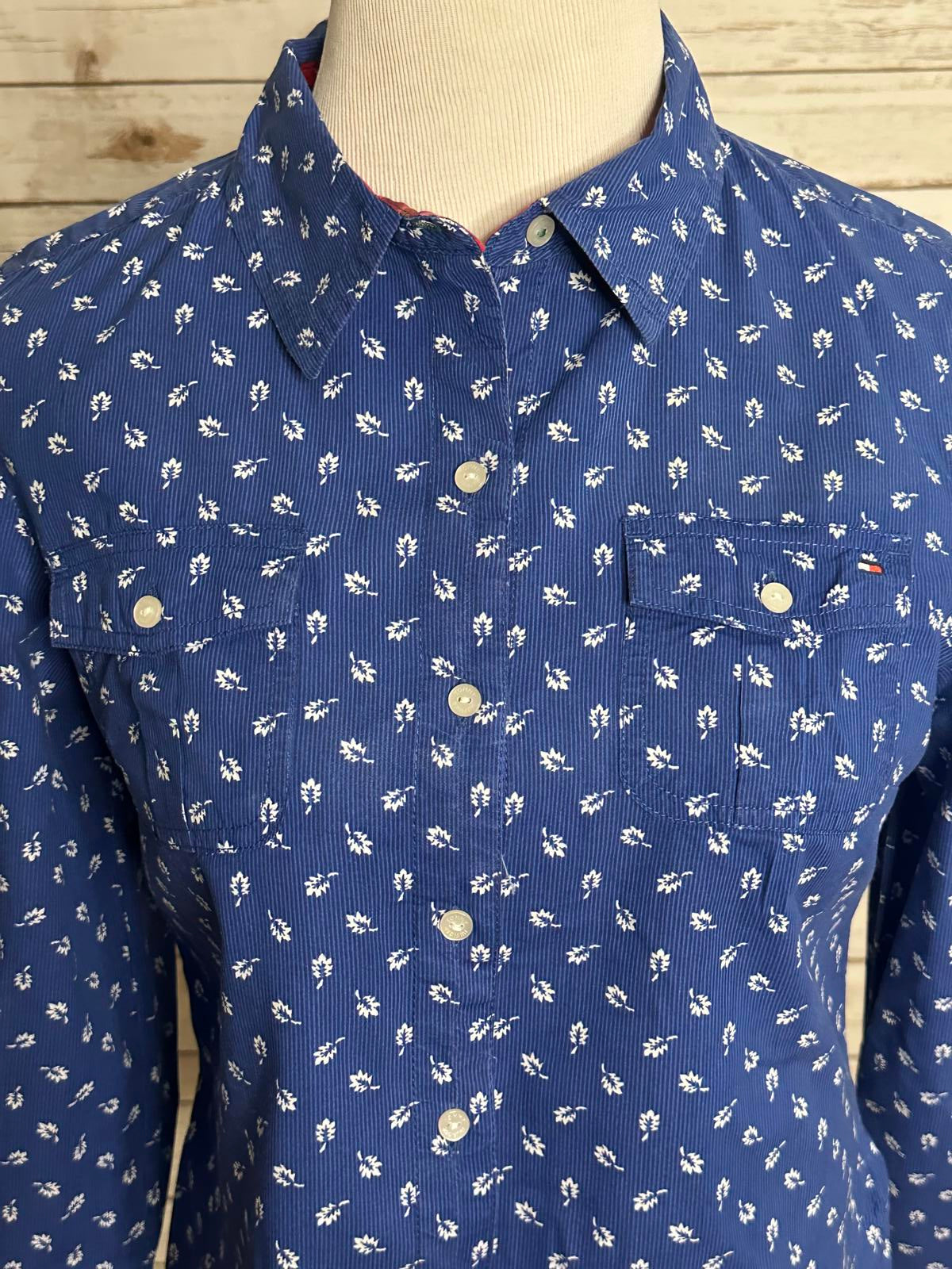 Tommy Hilfiger casual blue/white roll-tab sleeves button-front shirt Size Medium