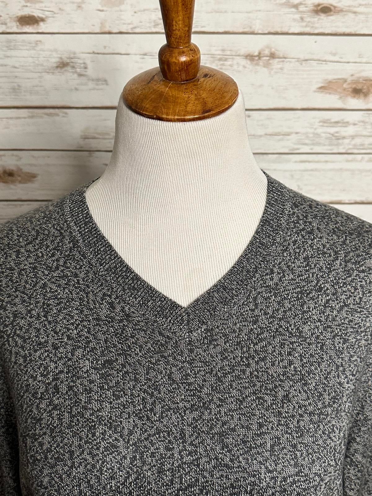 Banana Republic grey marled silk/cashmere V-neck pullover sweater Size Small