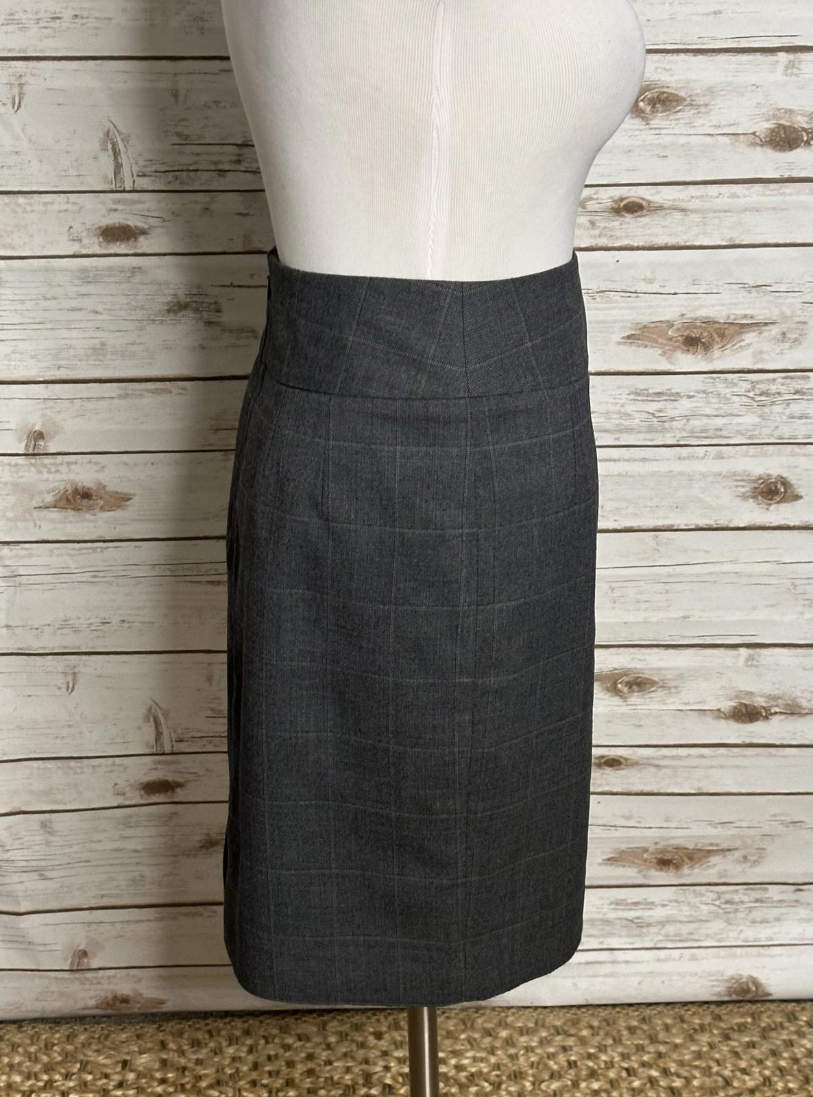 Banana Republic classic office siren gray windowpane pencil skirt Size 8