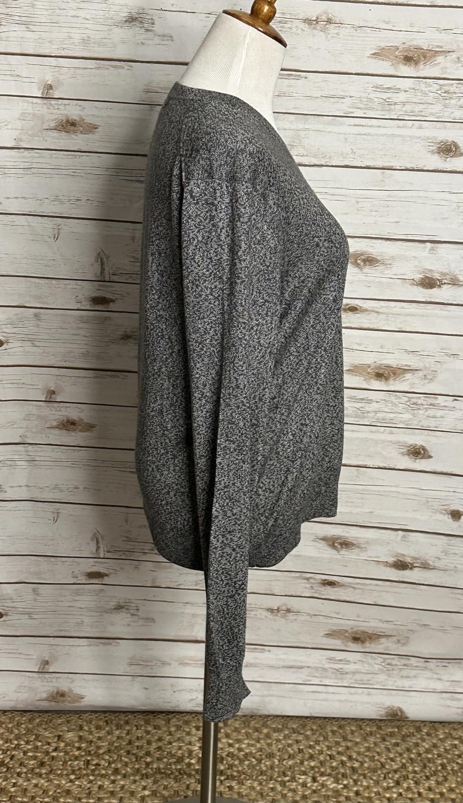 Banana Republic grey marled silk/cashmere V-neck pullover sweater Size Small