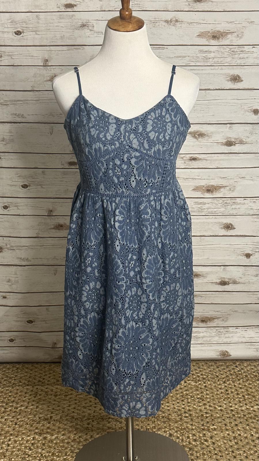 LOFT coquette perwinkle cotton-blend floral eyelet lace A-line dress Size 12P