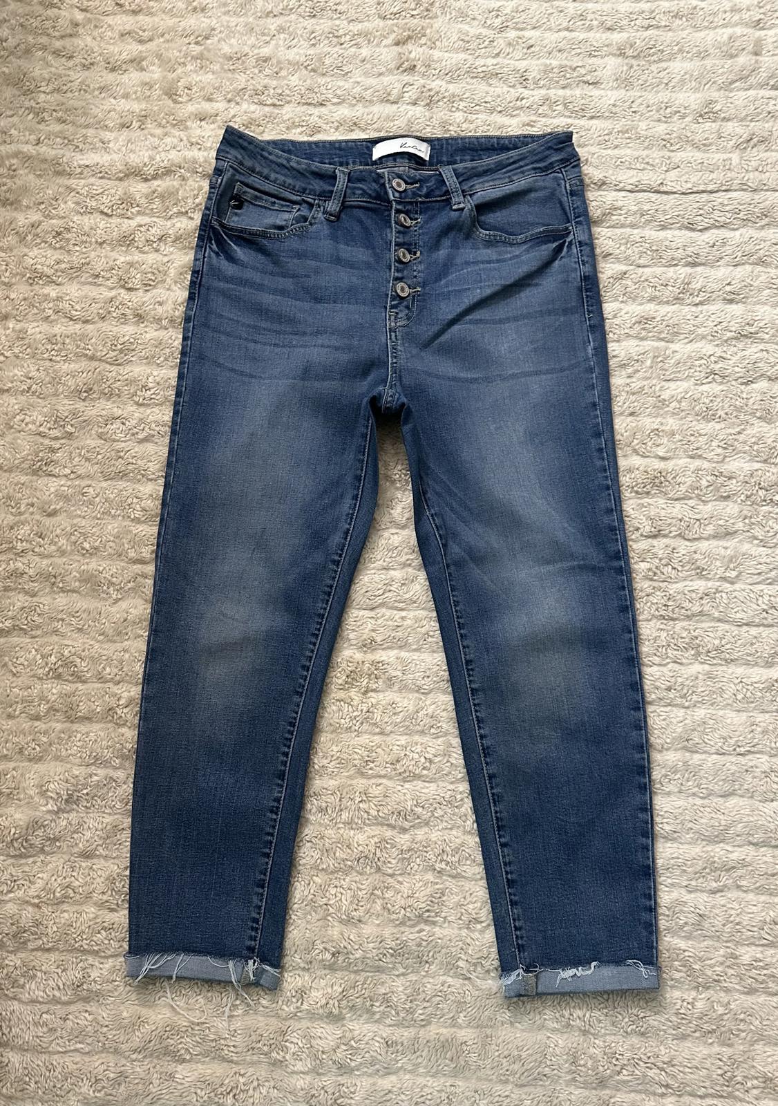 KanCan medium wash high-rise button fly cropped jeans Size 31