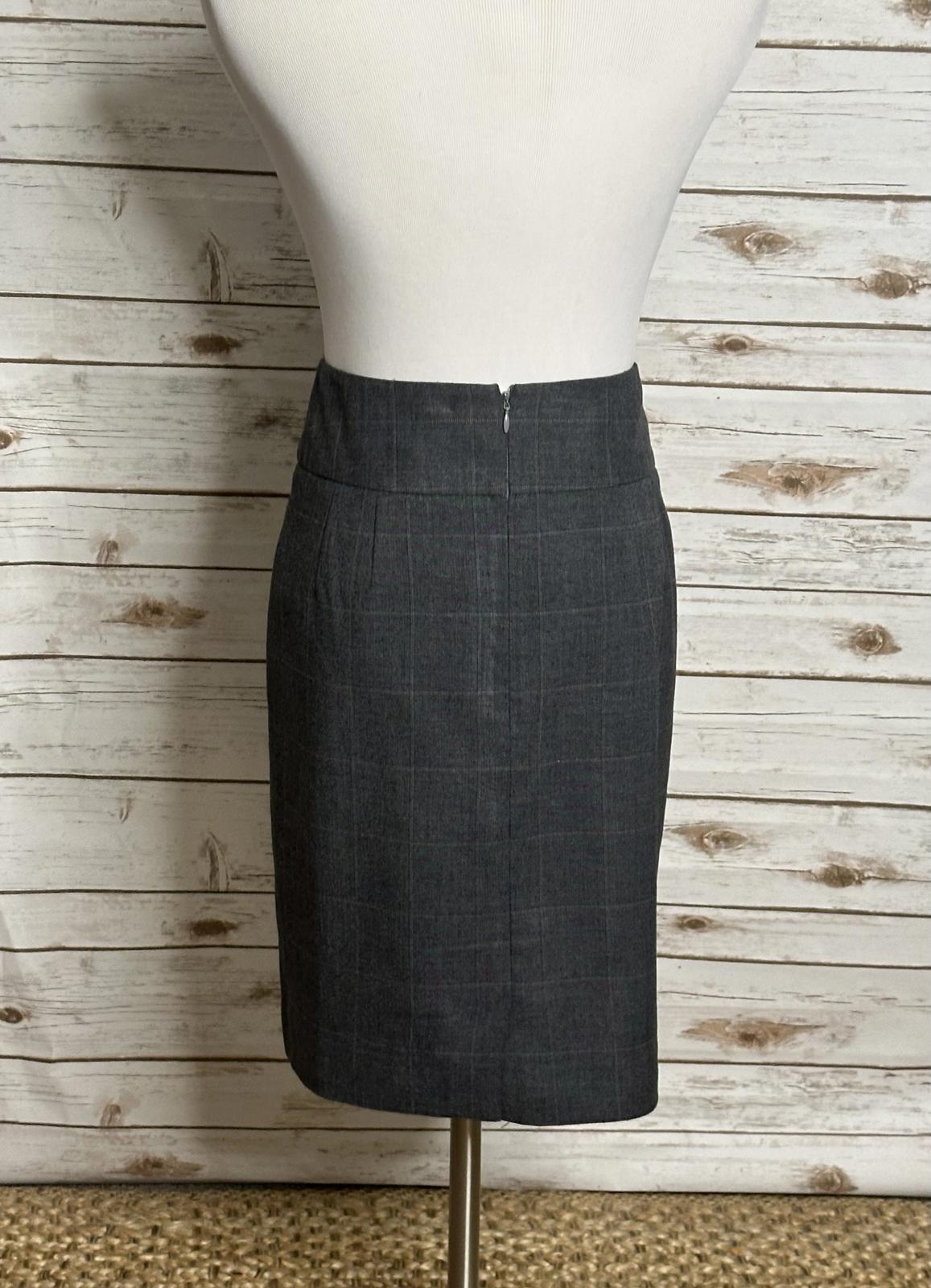 Banana Republic classic office siren gray windowpane pencil skirt Size 8