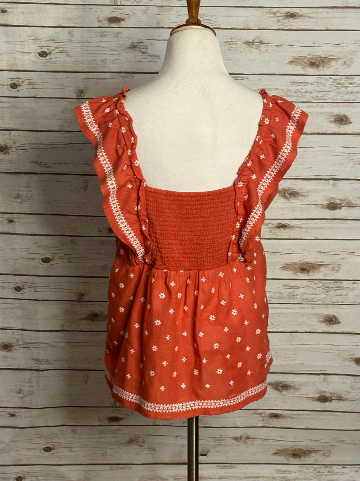 Old Navy cotton/linen ruffled embroidered floral smocked babydoll top Size Large