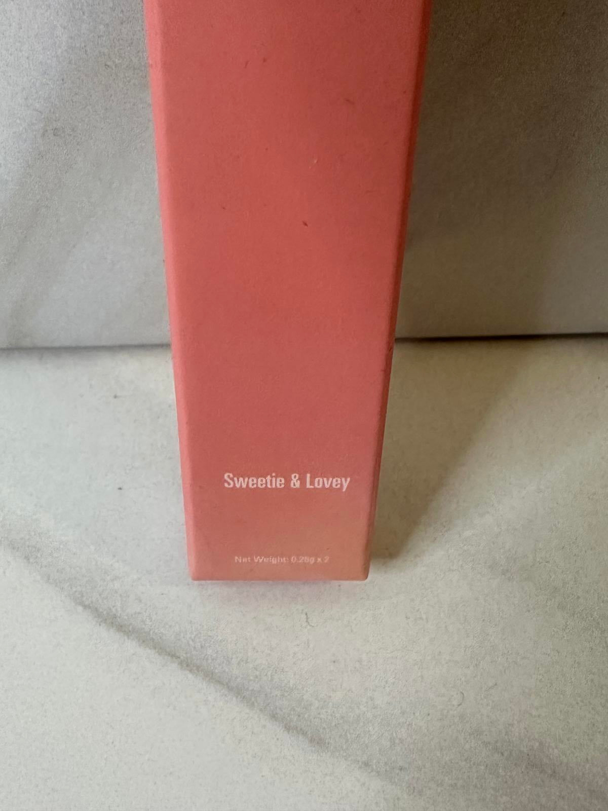 LC Lucky Chick precision long lasting lip liner duo - Sweetie and Lovey