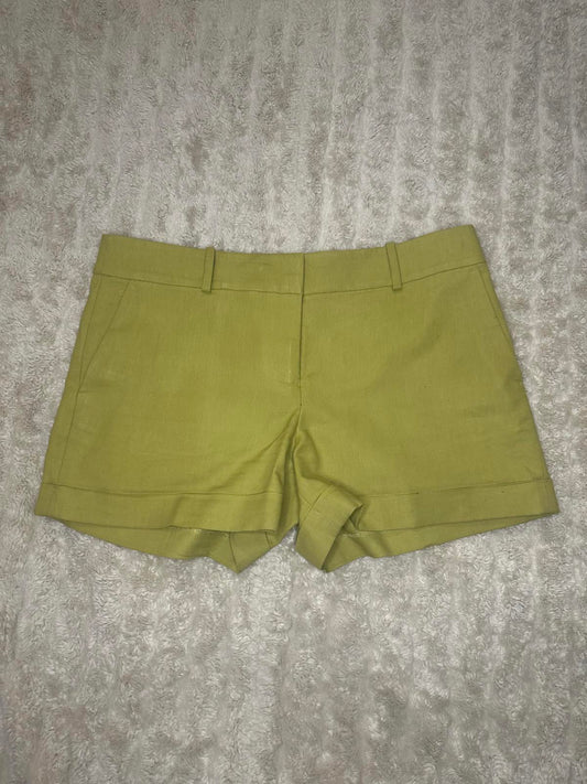 Ann Taylor classic green cotton/linen cuffed shorts Size 10