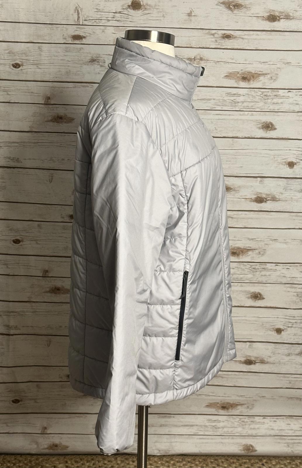 The North Face gorpcore light grey insulated puffer jacket Size XL