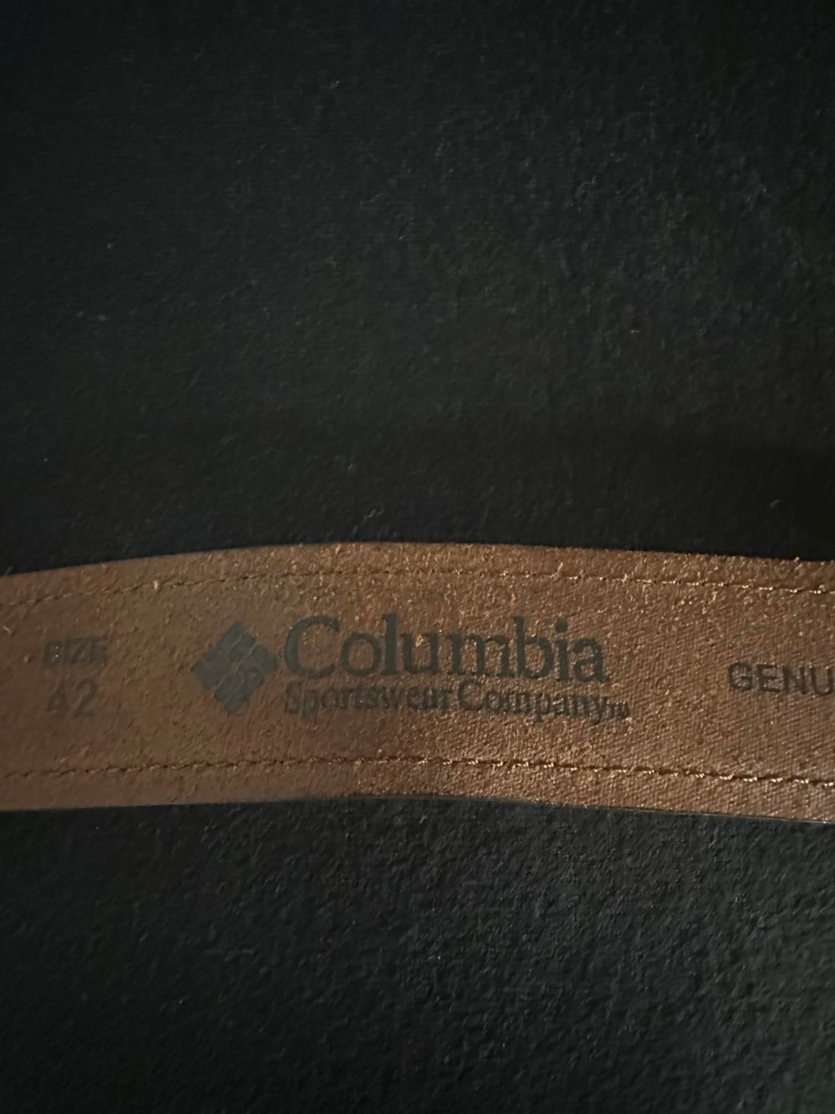 Columbia classic brown geniune leather belt Size 42/XL