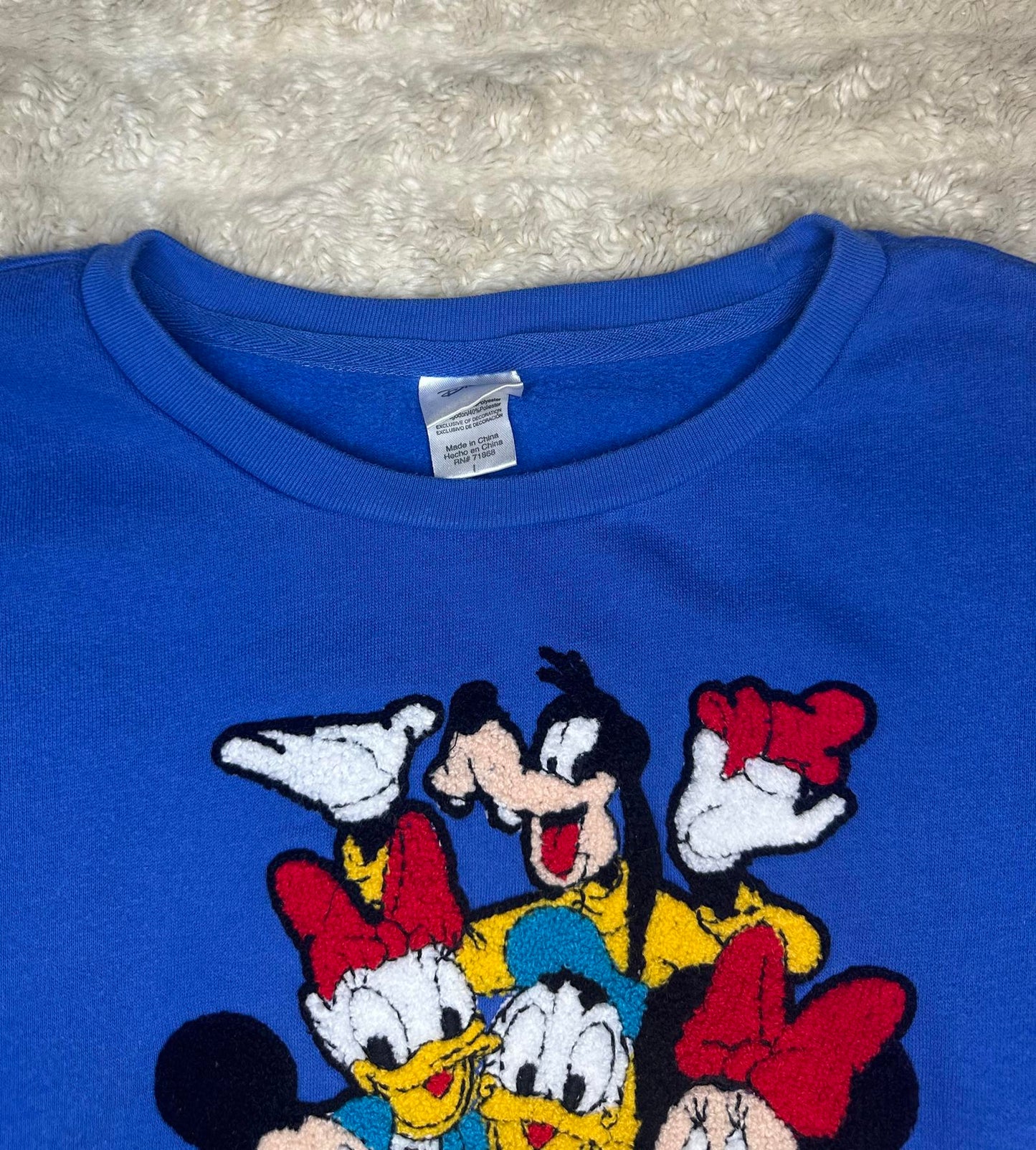 Vintage Disney blue crocheted sweatshirt Size Large