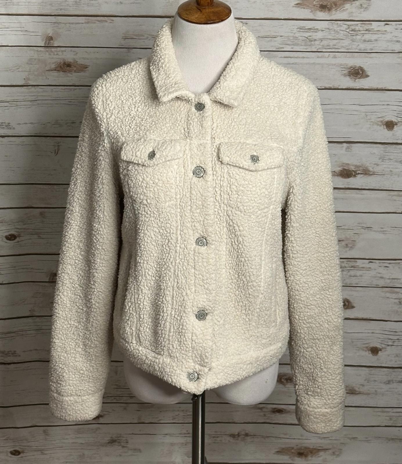 Mudd beige long sleeve sherpa/faux fur button-down trucker jacket Size Large