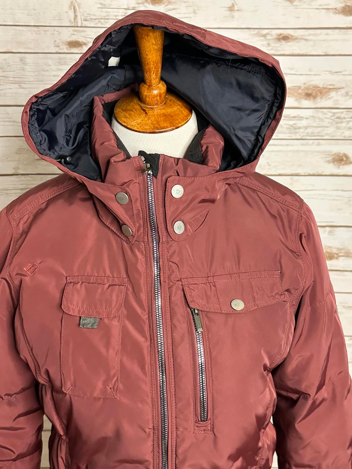 Obermeyer Leighton burgundy hooded insulated full zip ski jacket Size 10