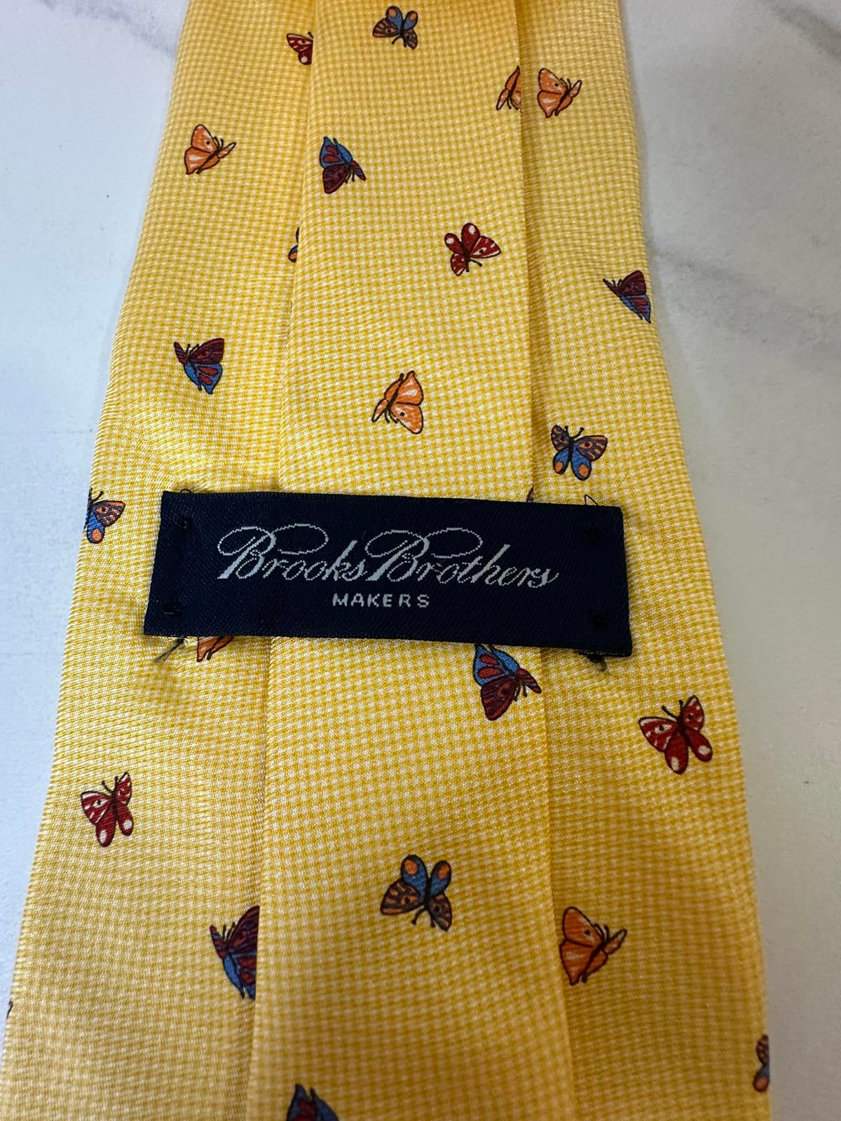 Brooks Brothers Makers classic yellow/multicolored butterfly 100% silk necktie