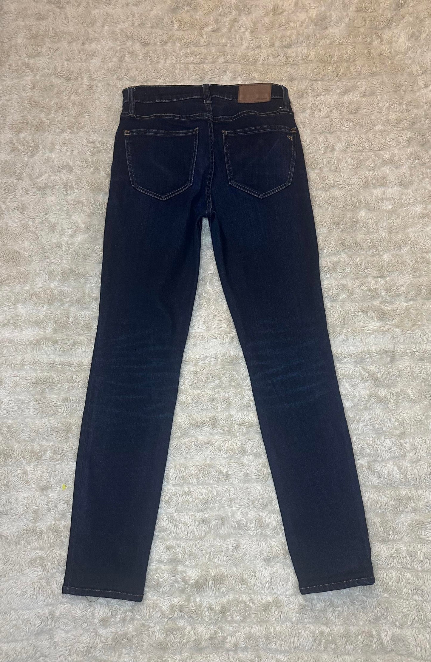 Madewell dark wash 9" Mid-Rise skinny jeans Size 25