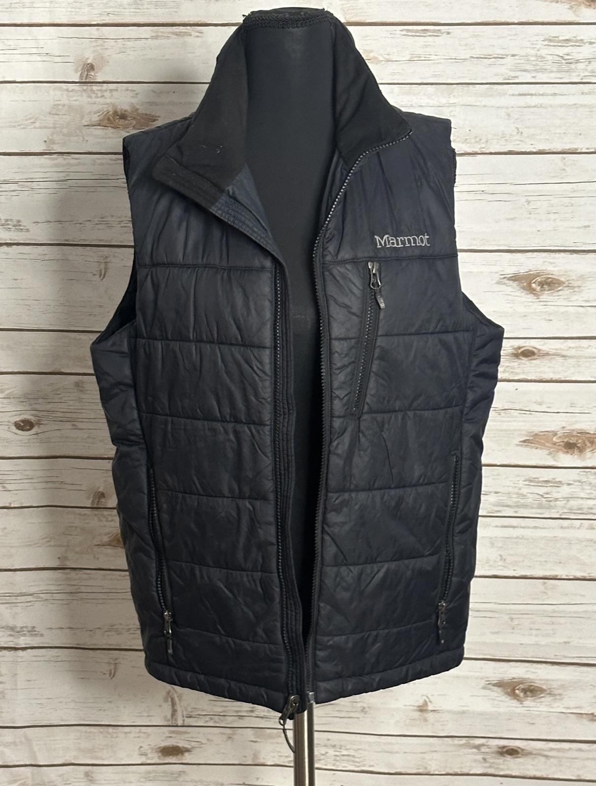 Marmot gorpcore black insulated puffer vest Size Small