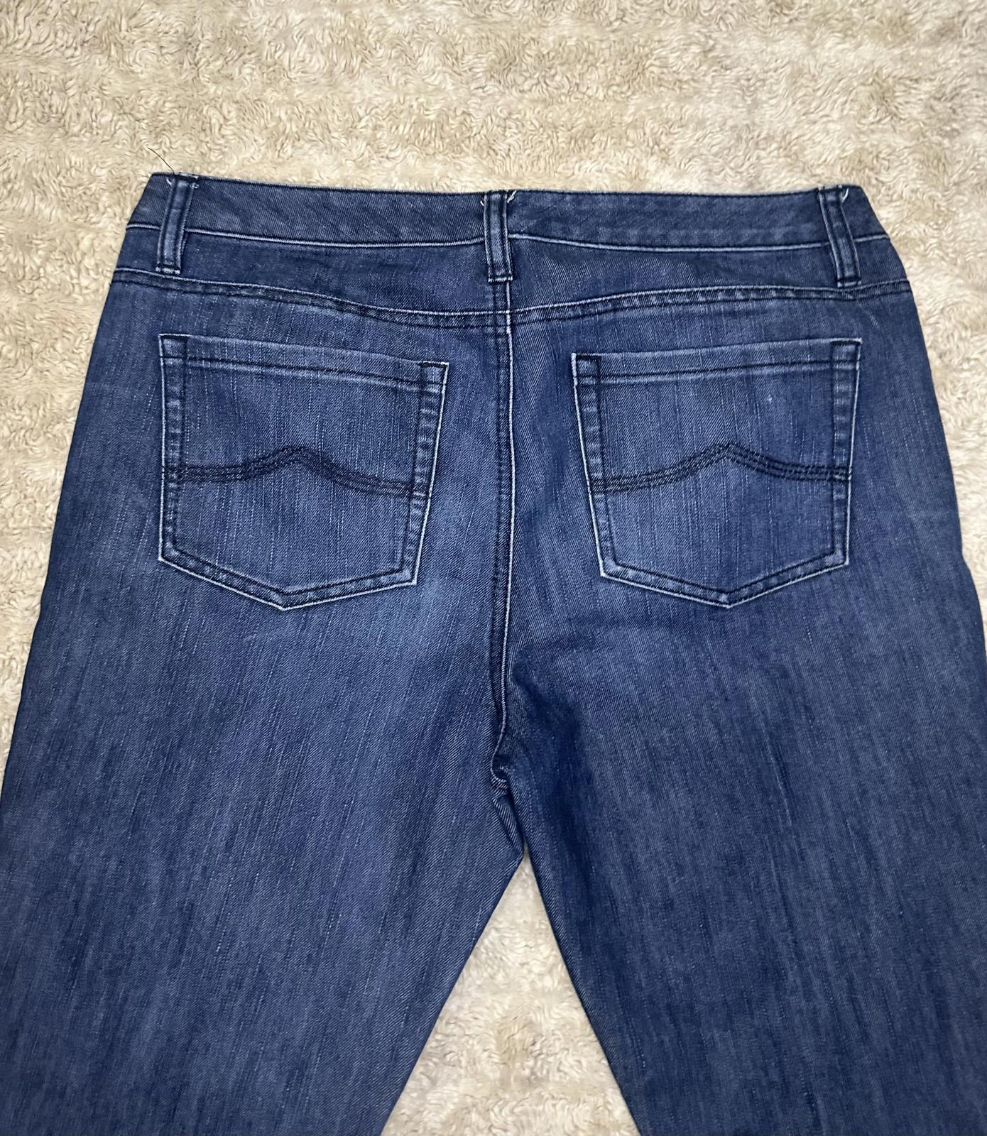 Michael Kors classic medium wash bootcut jeans Size 8