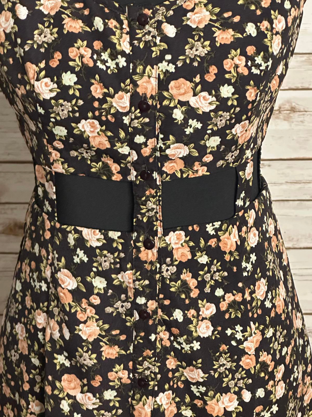 Urban Outfitters Pins & Needles floral caged cut-out waist maxi dress Size 4
