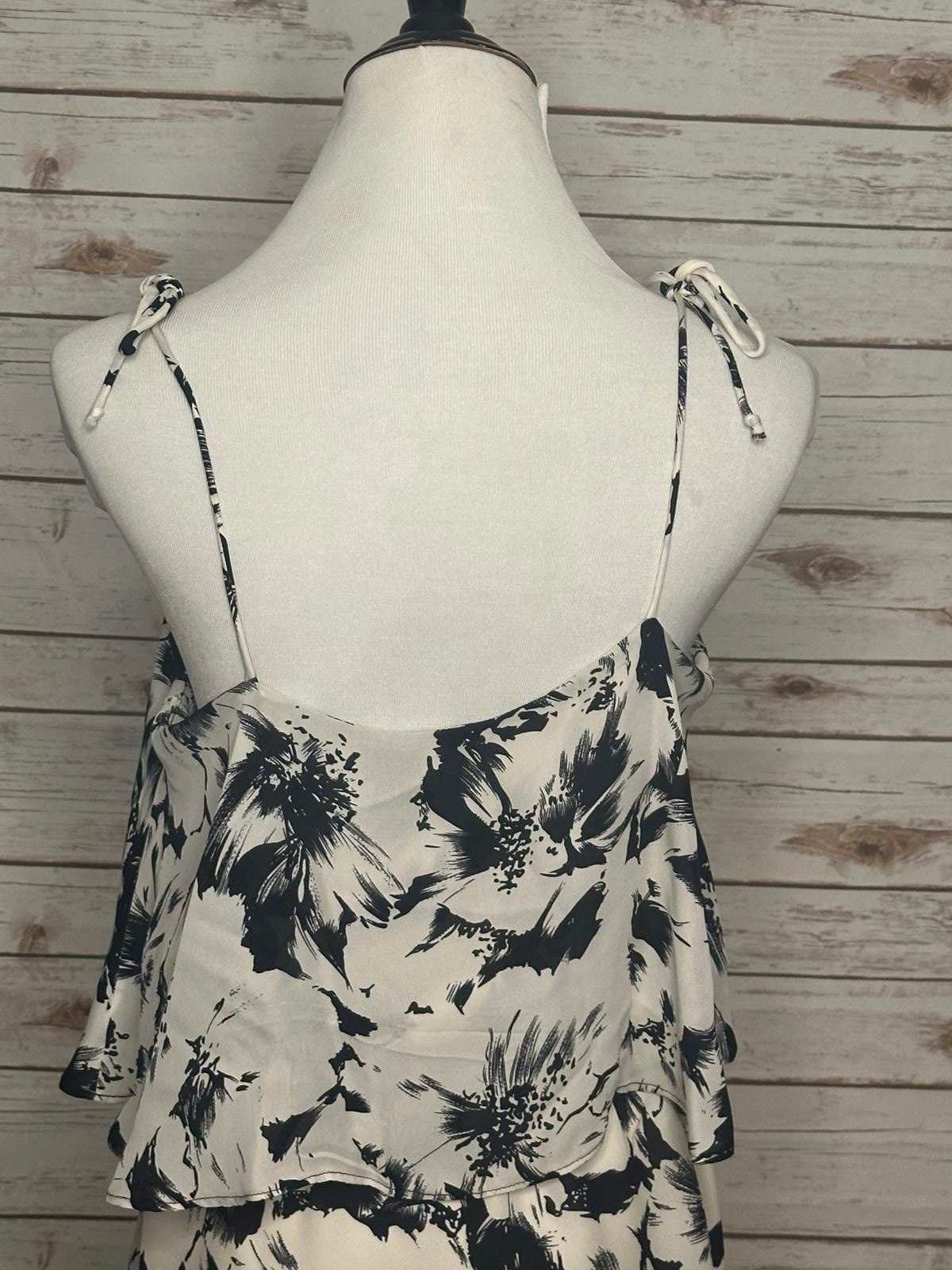 Parker black/cream monochromatic floral romantic silk mini dress Size Small