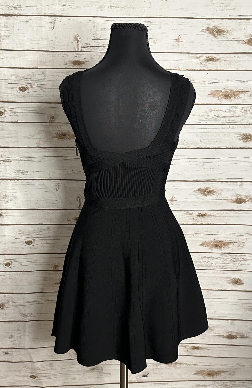 Guess Y2K whimsigoth black V-neck sleeveless bandage cocktail mini dress Size XS