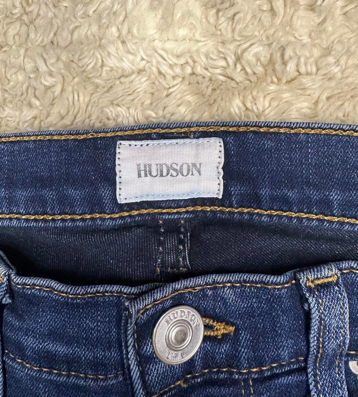 Hudson Nico Midrise Super Skinny jeans Size 25