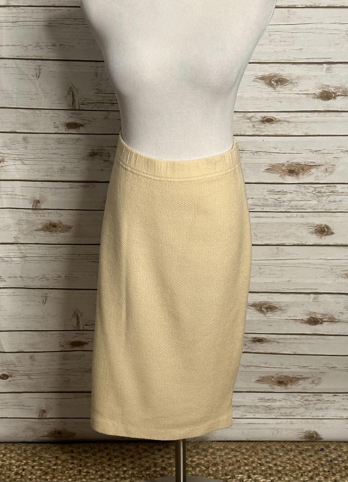 Vintage St. John Collection classic office siren cream knit pencil skirt Size 12