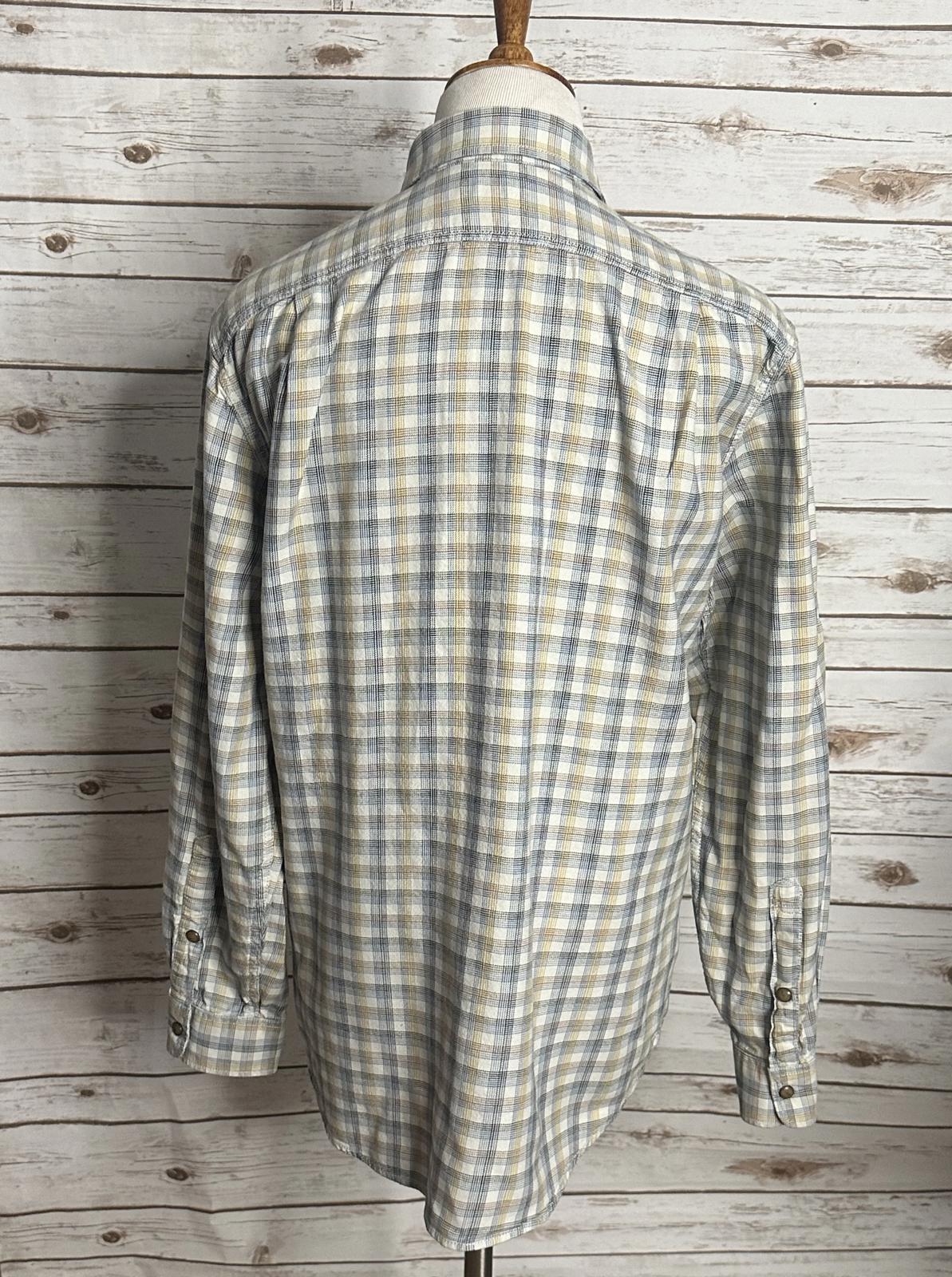 Eddie Bauer Classic Fit cotton plaid pearl snap button-up shirt Size Medium