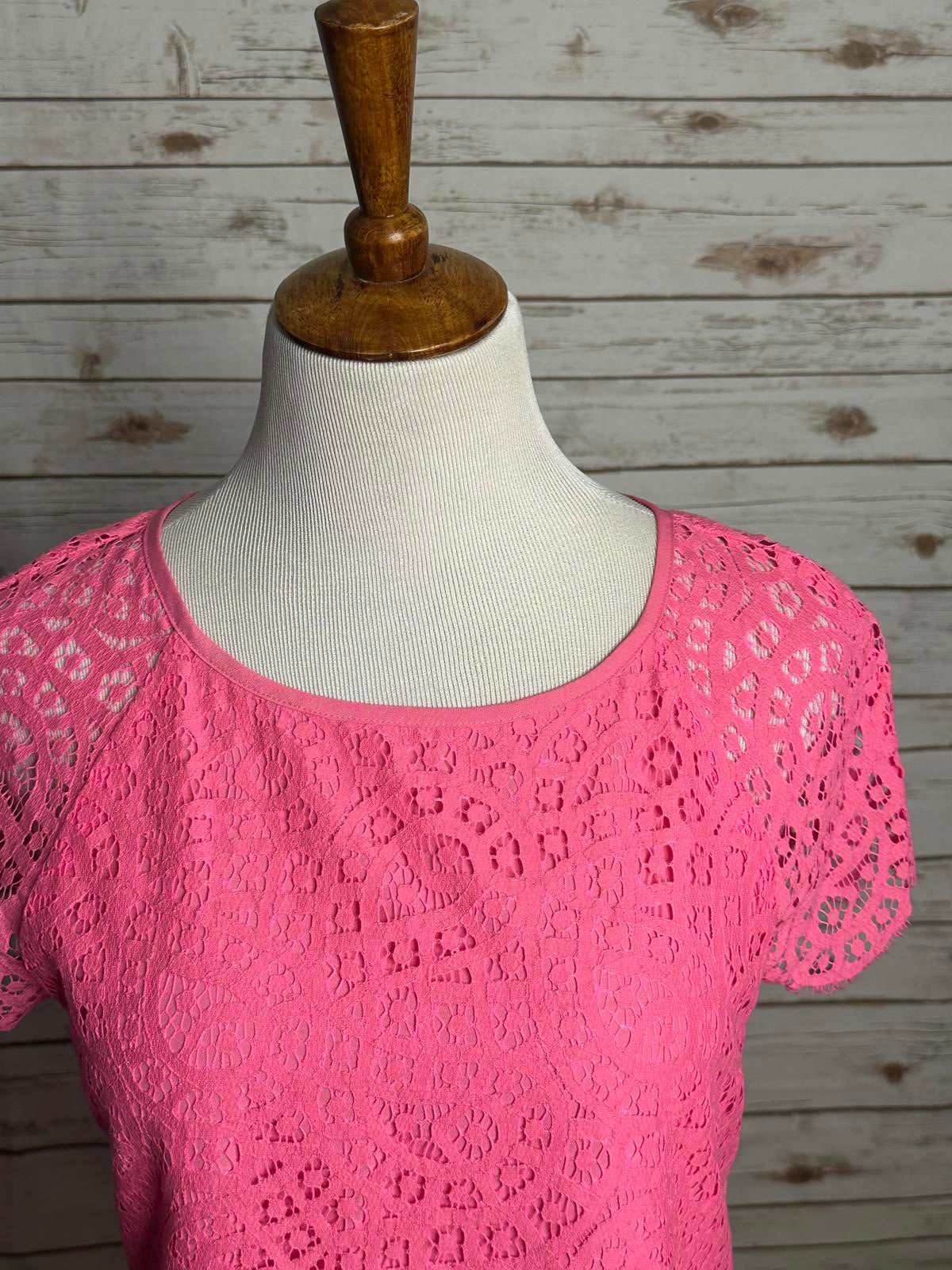 J. Crew classic bright pink coquette Rainbow Lace short sleeve blouse Size 4