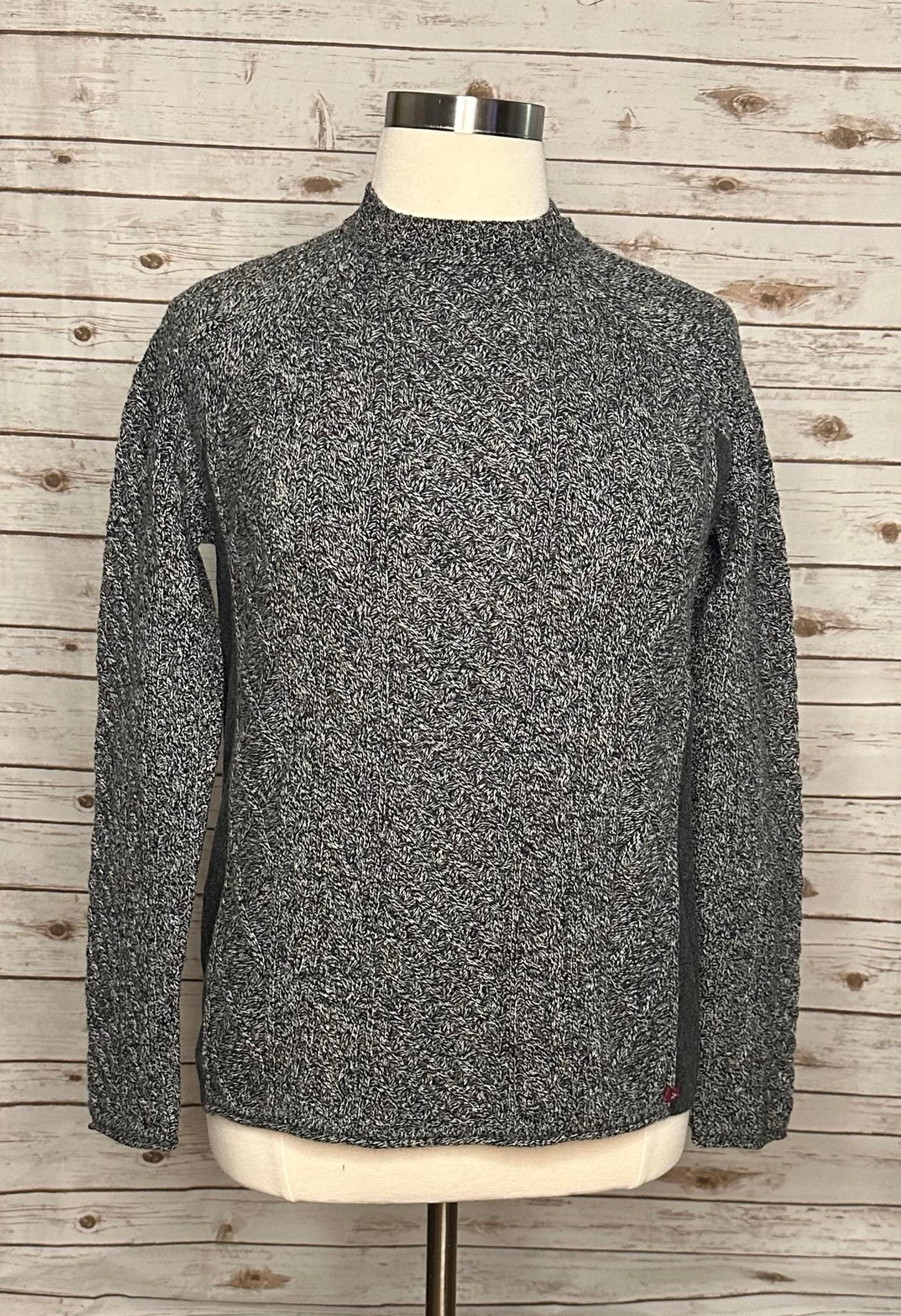 Banana Republic merino wool fisherman sweater Size L