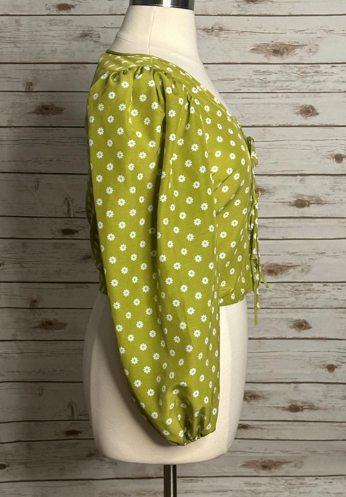Levi's Y2K 90's Embry lime green daisy tie-front blouse Size Large