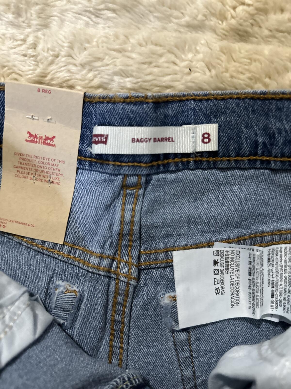 Levi's Baggy Barrel medium wash denim jeans Youth 8Reg high rise tapered leg