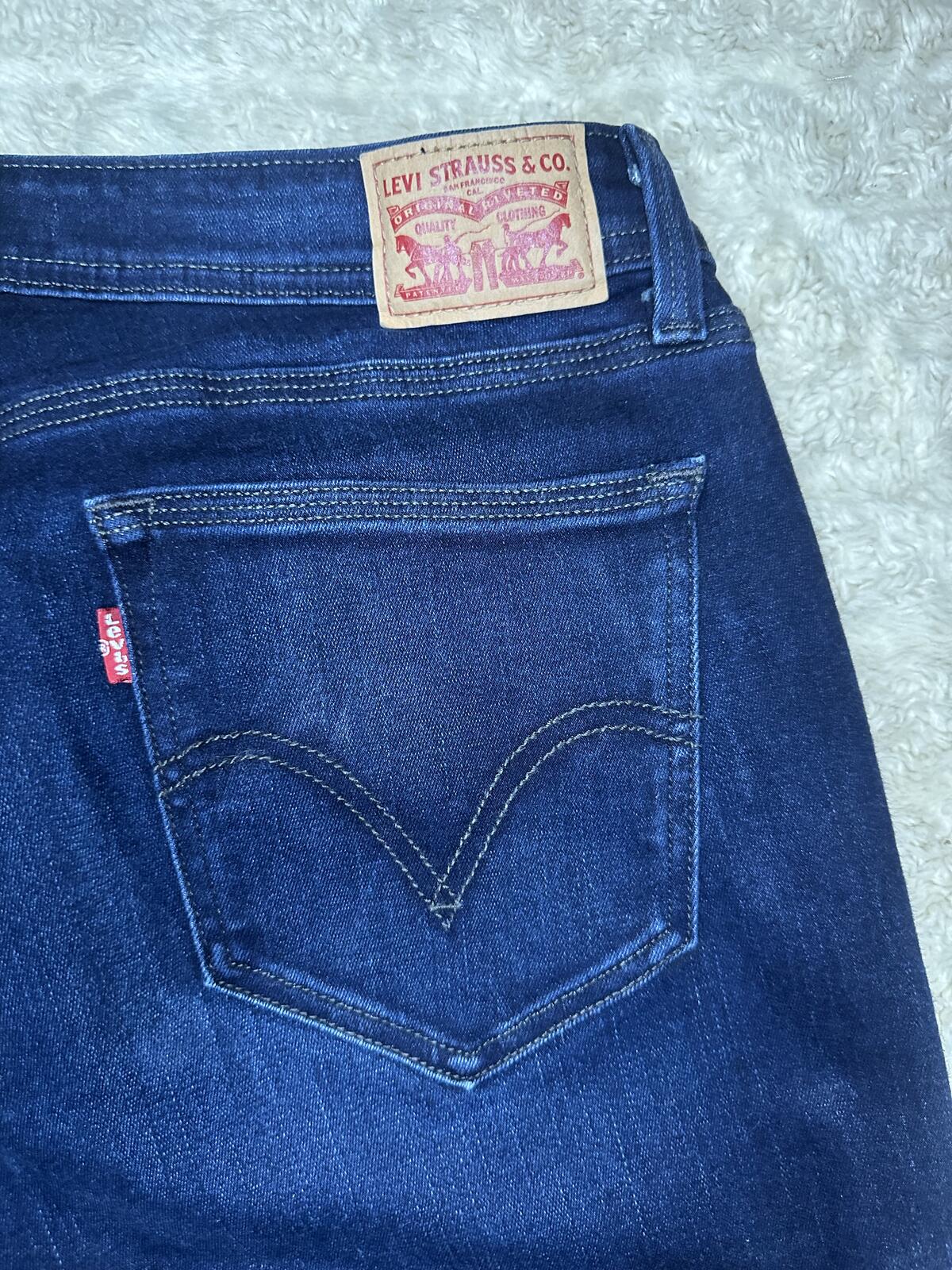 Levi's 529 Curvy Bootcut dark wash stretch denim jeans Size 14 coastal cowgirl