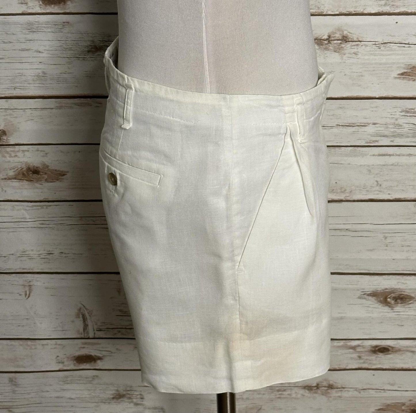 Ann Taylor LOFT white 100% linen tailored shorts Size 2 classic preppy coastal