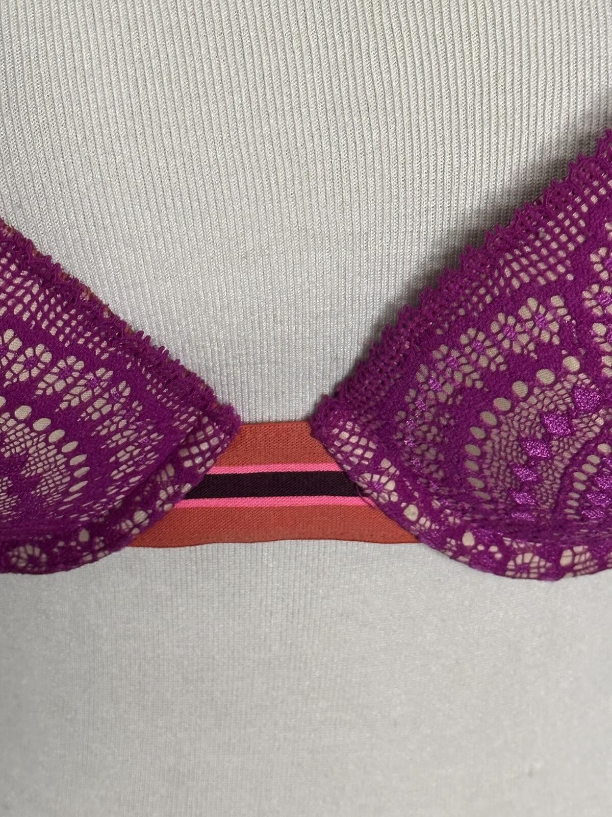 Victoria's Secret Very Sexy purple lace push-up bra 34C coquette bombshell