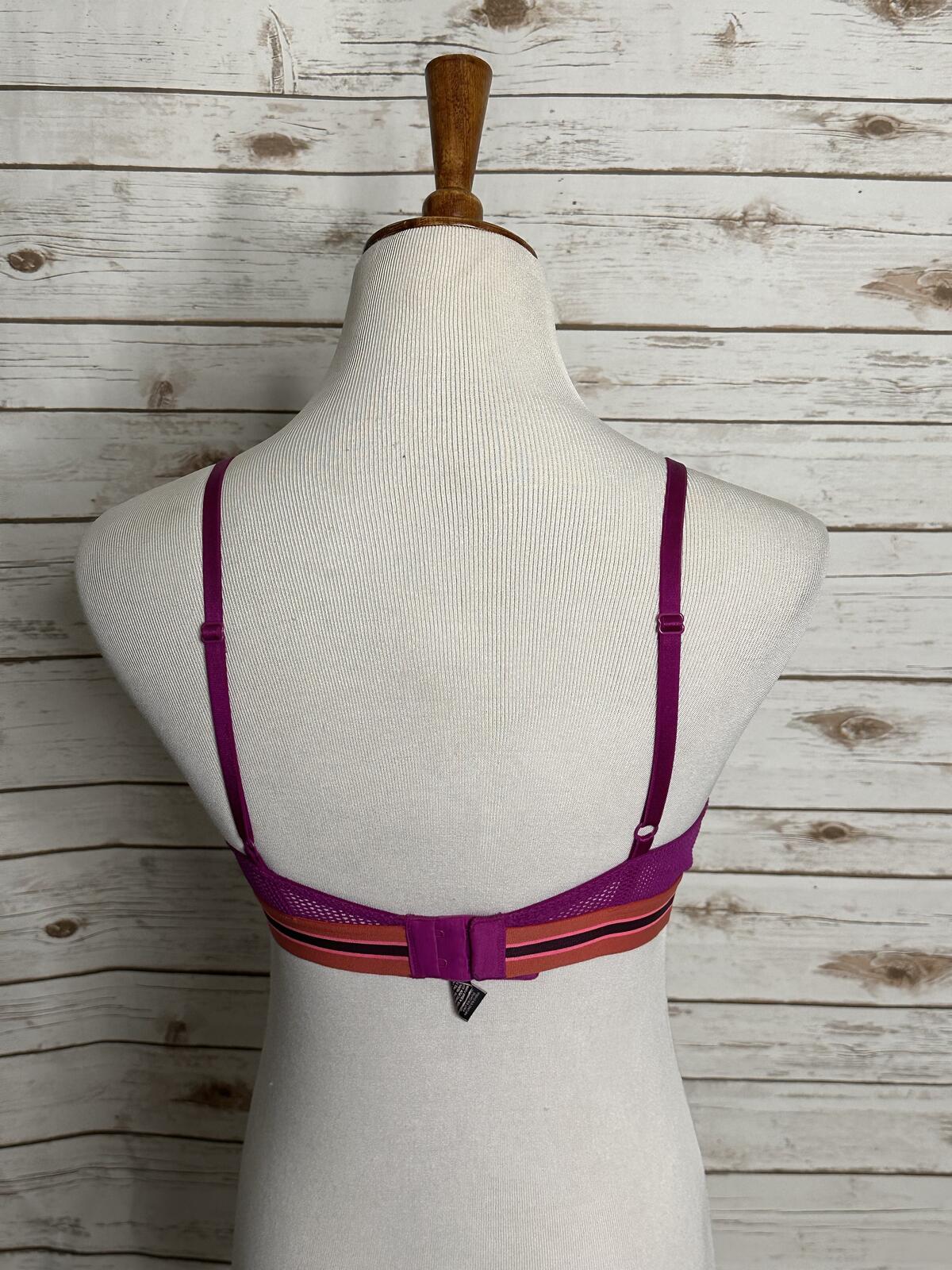 Victoria's Secret Very Sexy purple lace push-up bra 34C coquette bombshell
