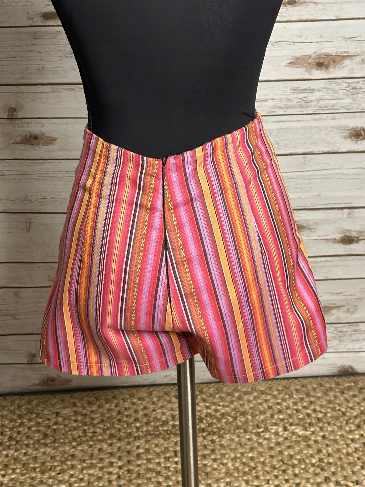 Kaisely multicolored striped woven cotton high-waisted shorts Small boho global