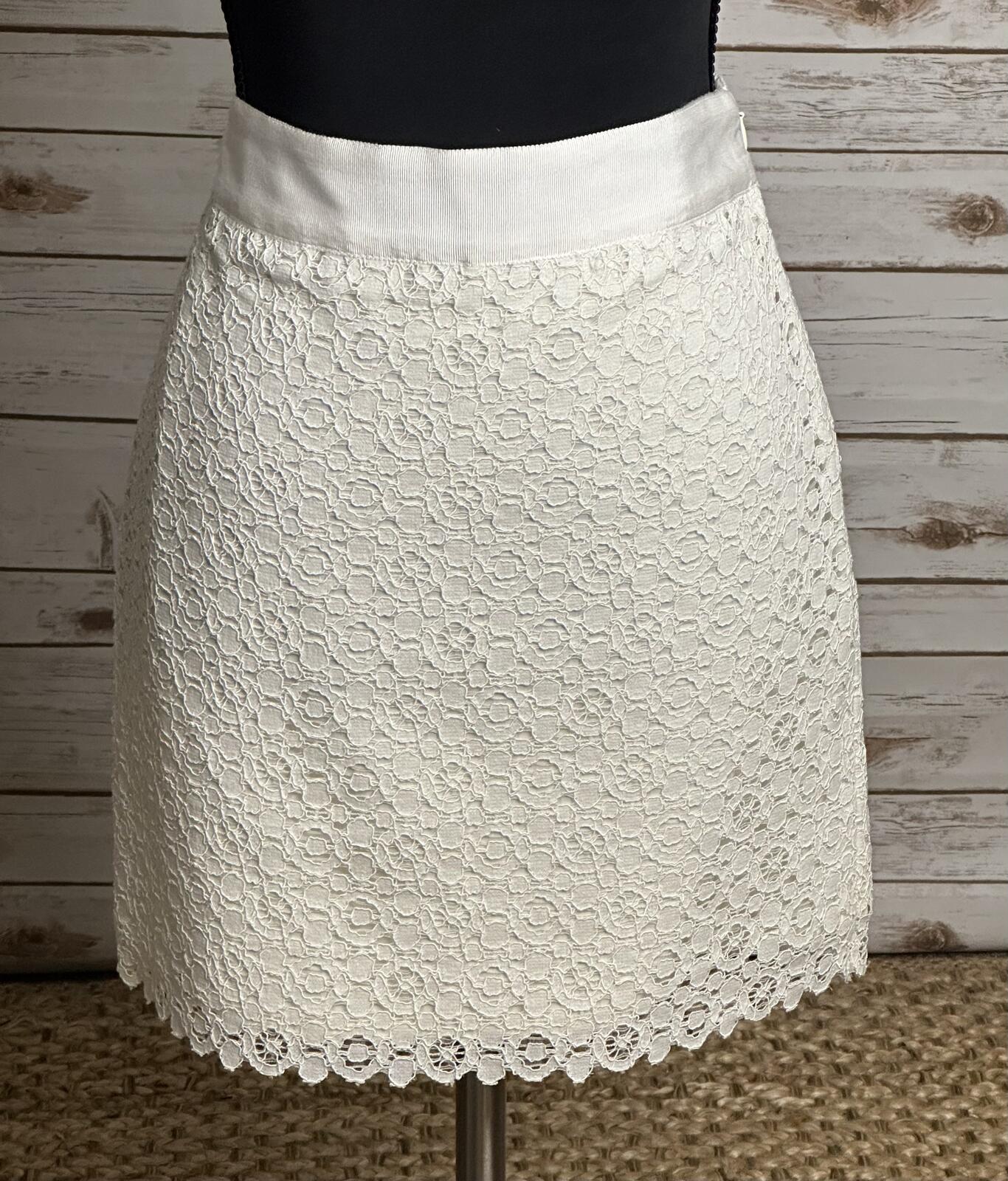 The Limited ivory floral lace pencil skirt Size 2 bridal coquette old money