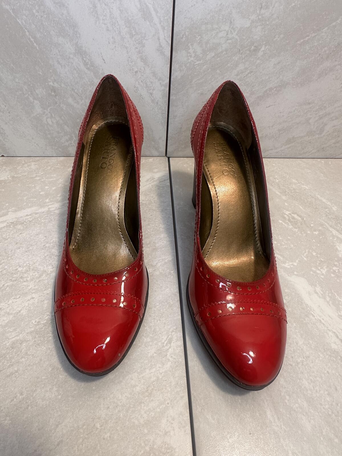 Franco Sarto red brogue perforated patent leather pumps Size 9M twee retro