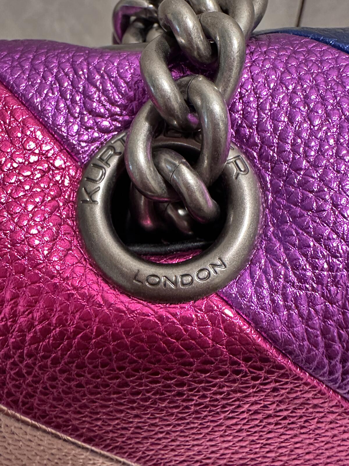 Kurt Geiger Kensington XL metallic rainbow leather shoulder bag dopemine Barbie