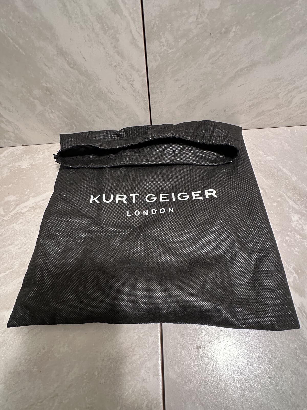 Kurt Geiger Kensington XL metallic rainbow leather shoulder bag dopemine Barbie