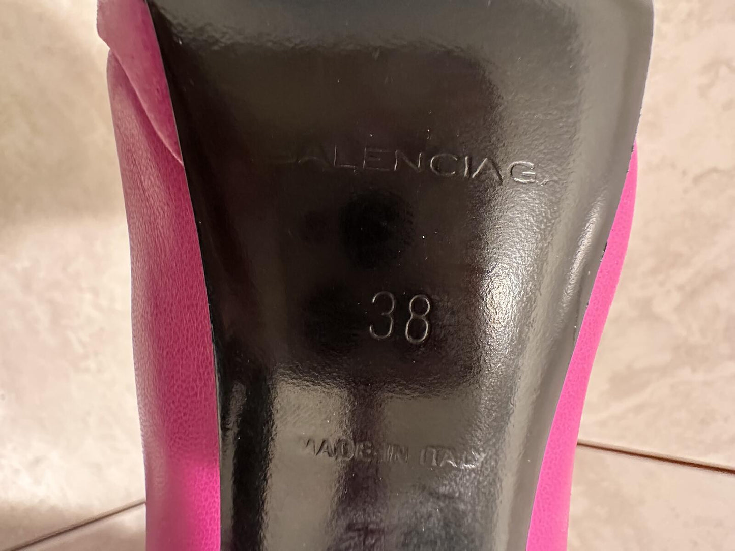 Balenciaga pink leather pointed toe stiletto heel Size 38/US 8 Made in Italy