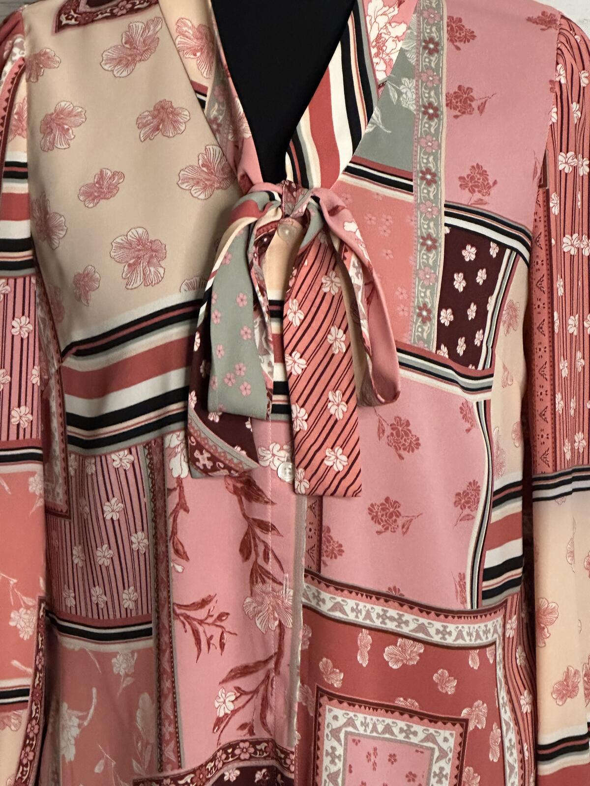 Talbots Petite pink floral patchwork tie neck long sleeve button-up blouse P/XS