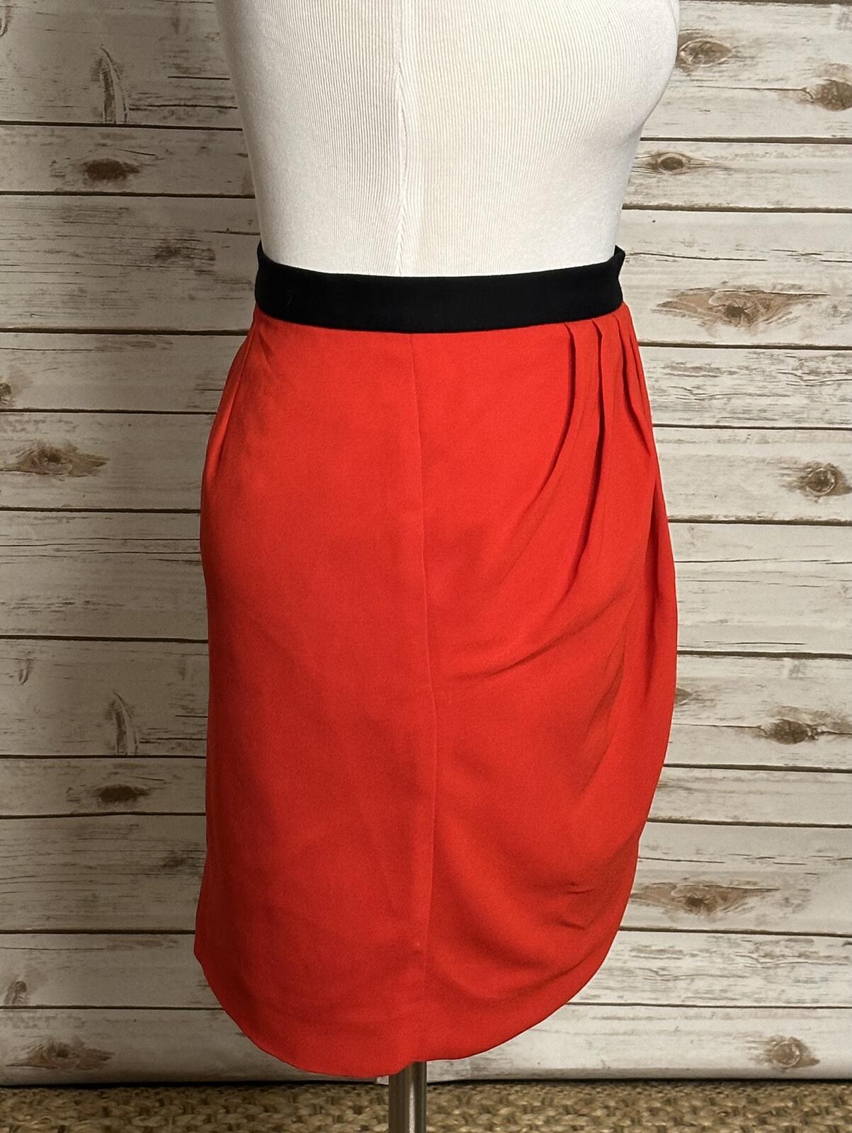 Banana Republic red draped pencil tulip skirt Size 10 modern classic colorblock