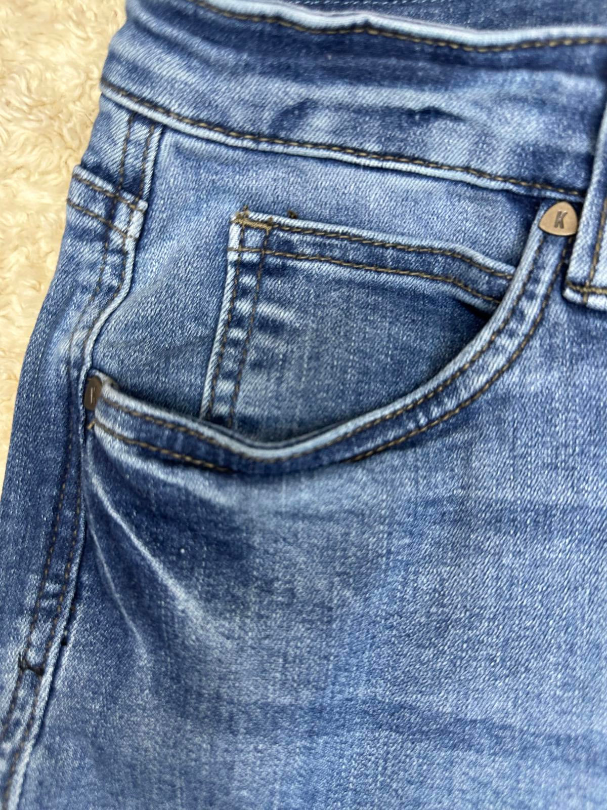 Kut from the Kloth medium wash Fab Ab cigarette leg jeans Size 16W
