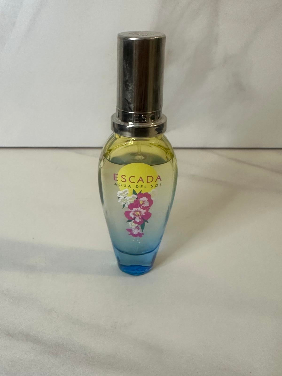 Hard to Find/Limited Edition Escada Agua de Sol summer Eau De Toilette 1 fl oz