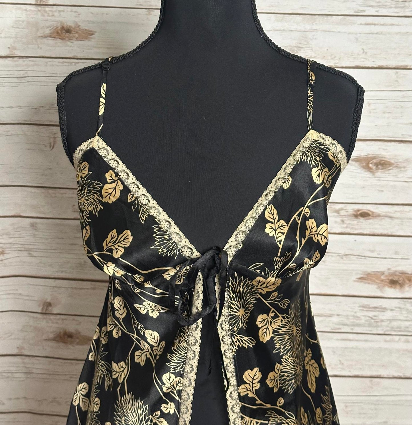 Vintage Victoria's Secret black/gold floral lace-trim satin matching set Small