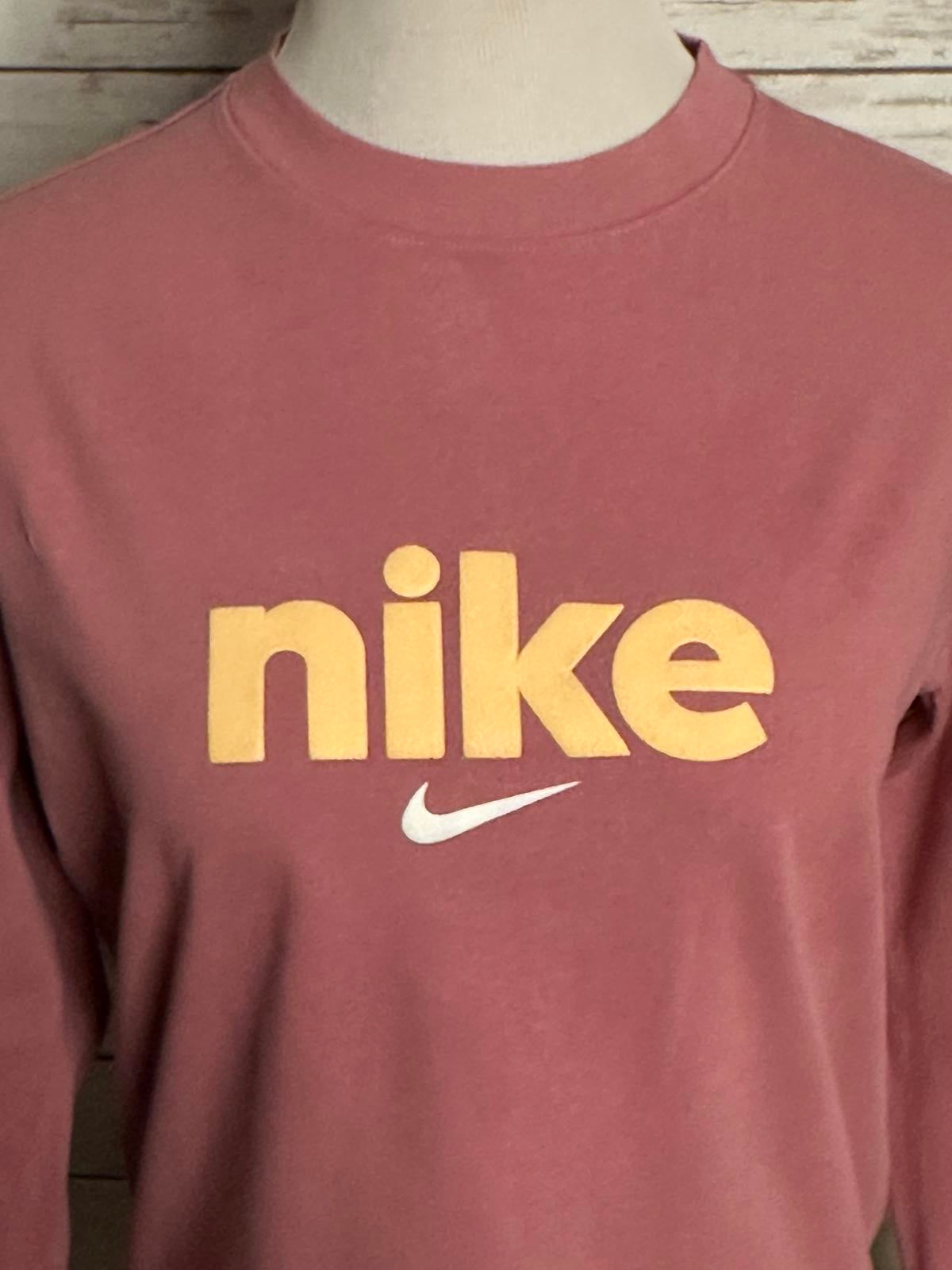 Nike activewear faded pink crewneck logo spellout long sleeve sweatshirt Size M