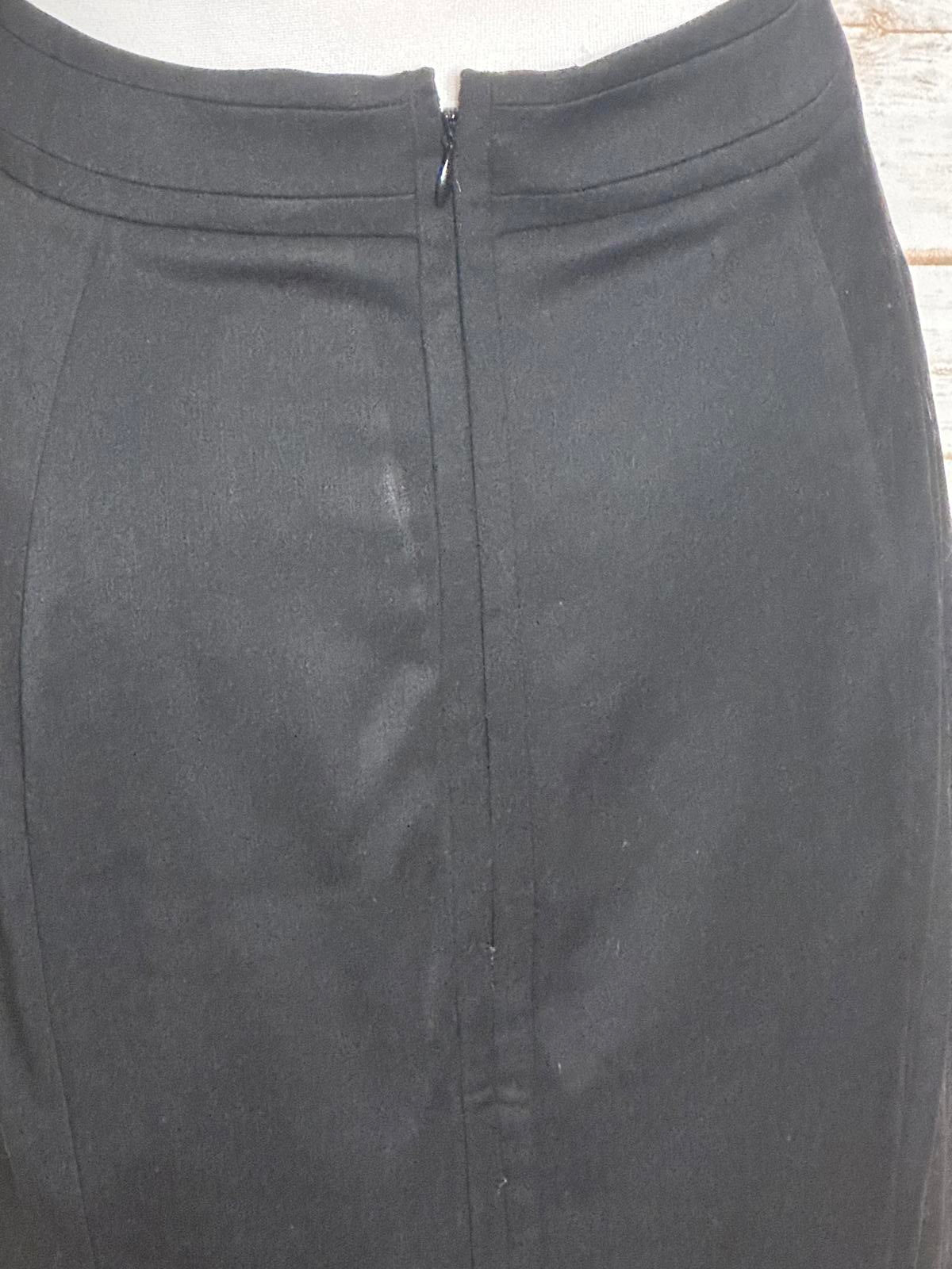 White House Black Market modern classic office siren black pencil skirt Size 8