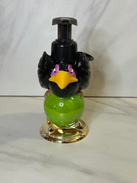 Bath & Body Works Disney Villains Maleficent Diablo Raven foaming soap dispenser