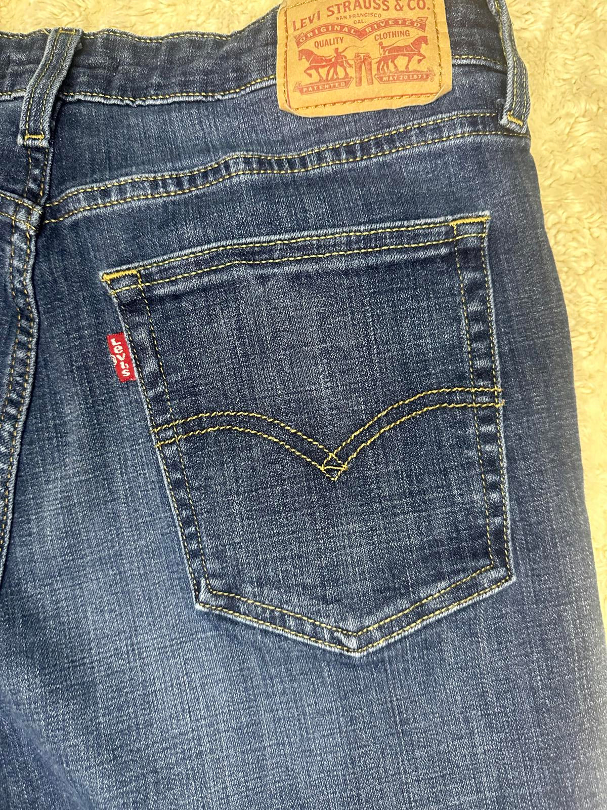 Levi's 721 High Rise Skinny modern classic medium wash denim jeans W31 L30