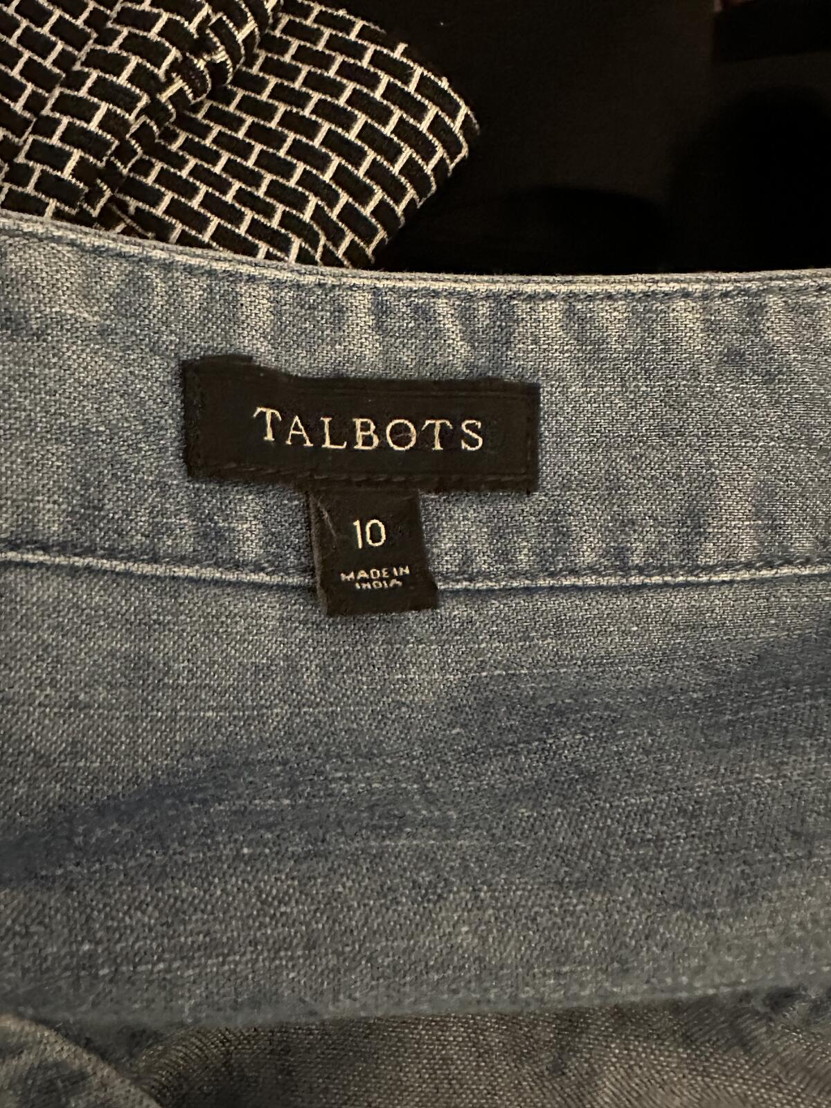 Talbots chambray blue cotton grommet lace-up shift dress Size 10 boho Western